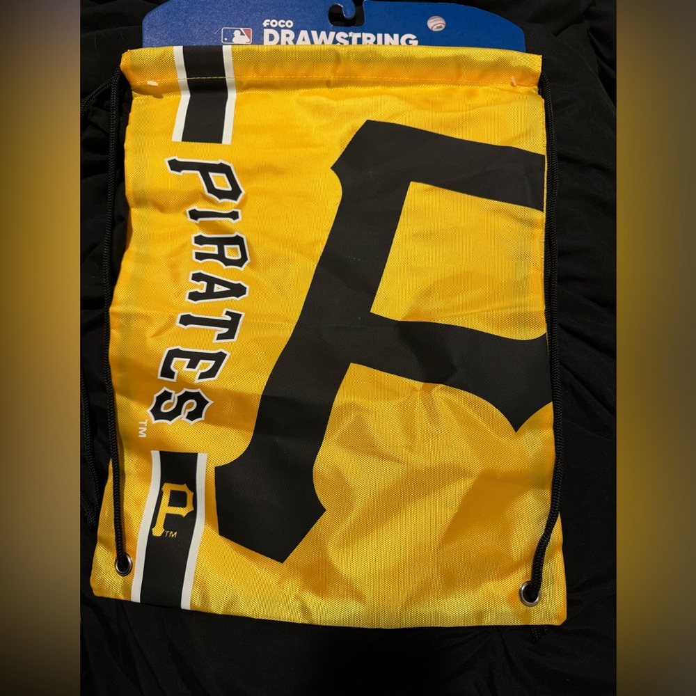 MLB Pirates Drawstring Bag - Picture 3 of 3